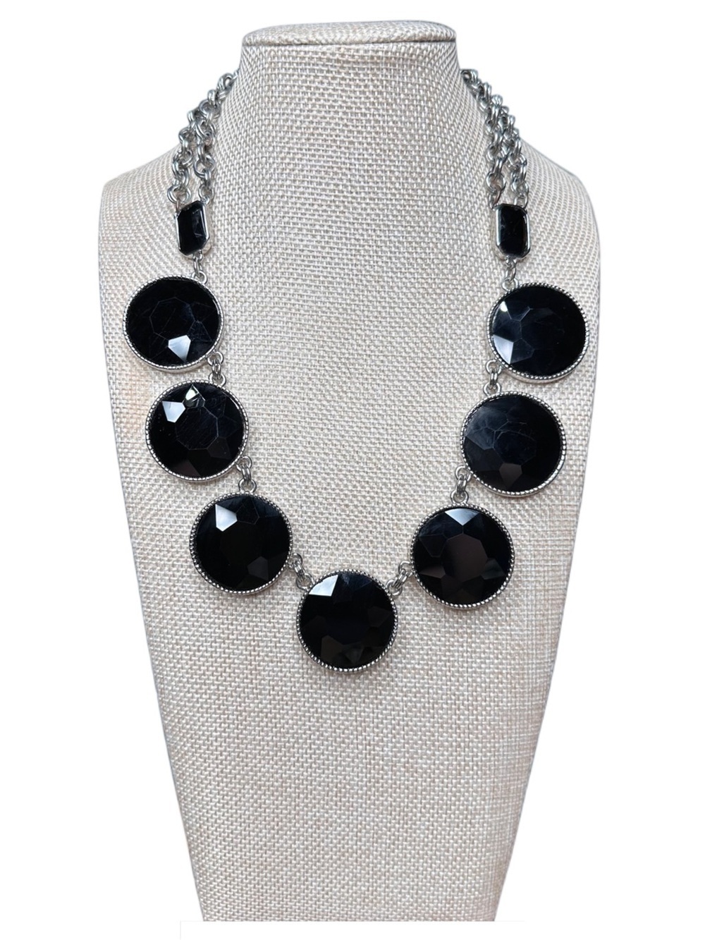 White House Black Market Black Faceted Circle Necklace